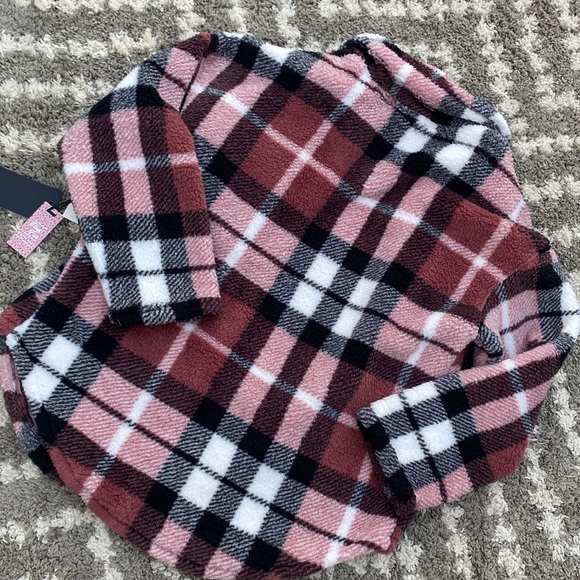 Plaid Sherpa jacket size x-large - Picture 6 of 6